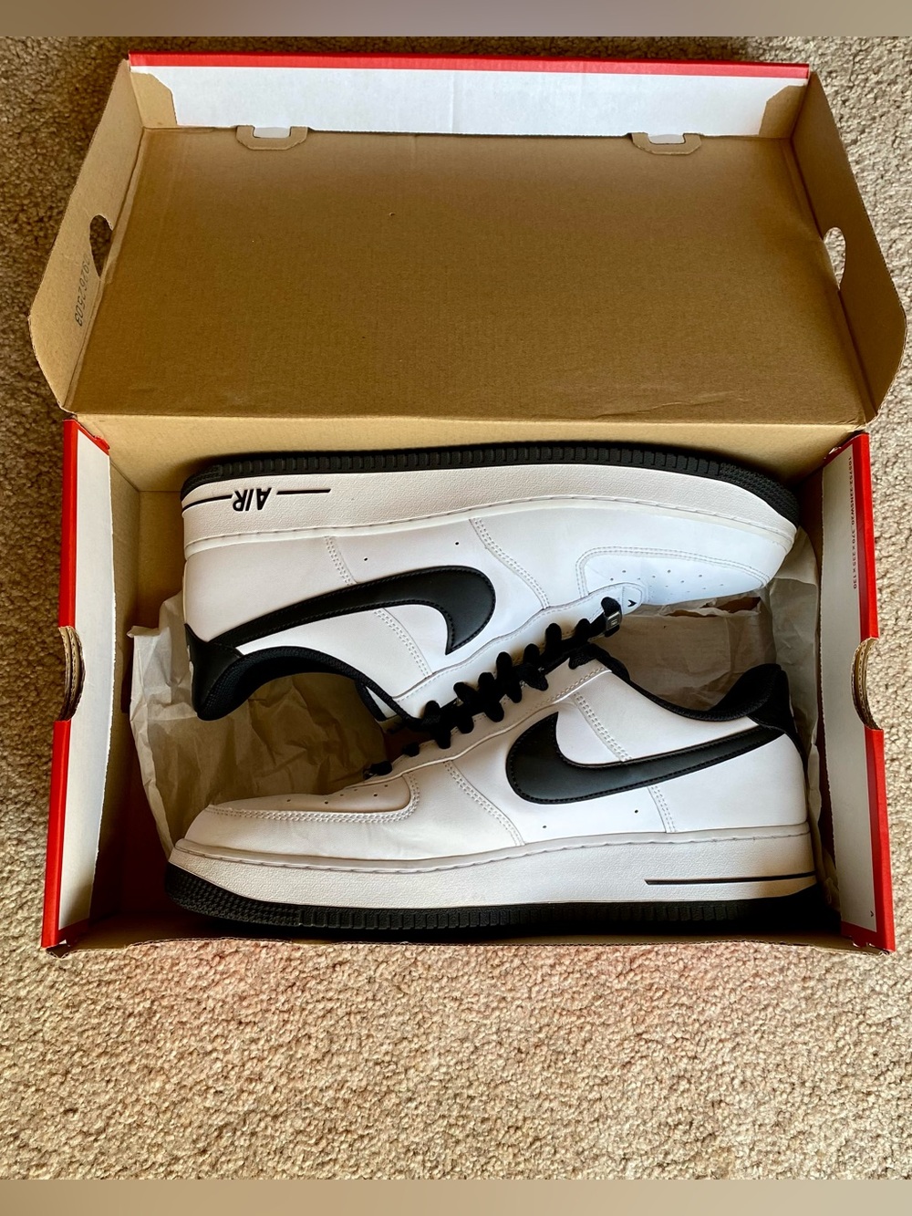 Nike Air Force 1 ‘07 Low Shoes Sneakers Mens 13 - Picture 2 of 16